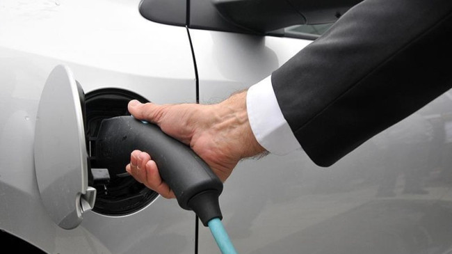 Elektrikli araç şarj lisansı başvuruları 18 Nisan’da başlayacak